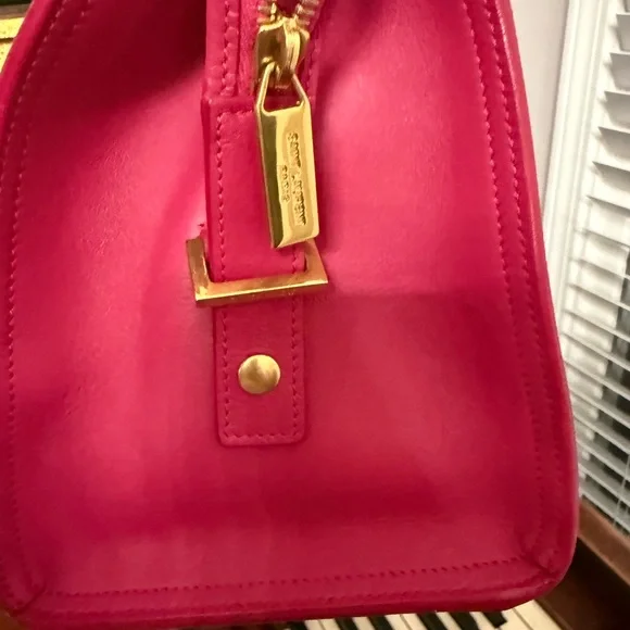 EUC Yves Saint Laurent Cabas Y Fuchsia Satchel with Gold Hardware - Picture 3 of 7